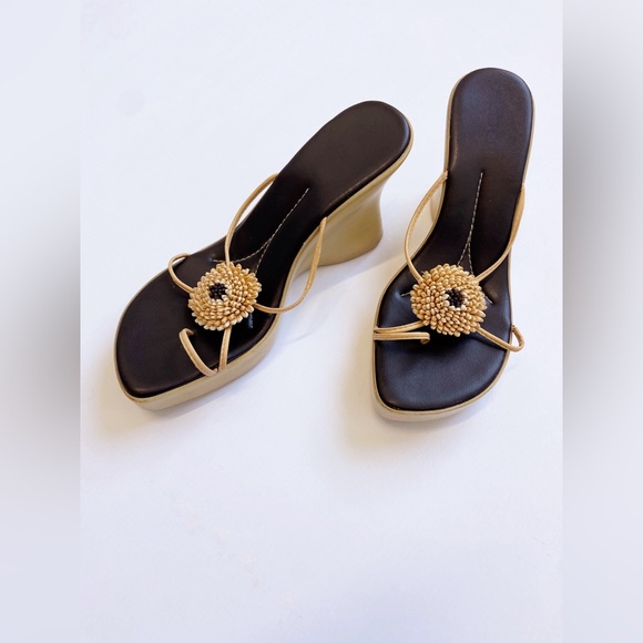 Vintage Wedge Sandal - Picture 5 of 5